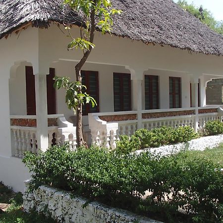 The Nungwi Inn Hotel Екстер'єр фото
